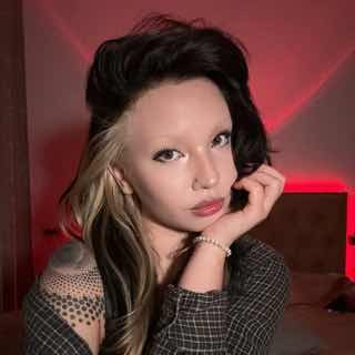 @alinameow
