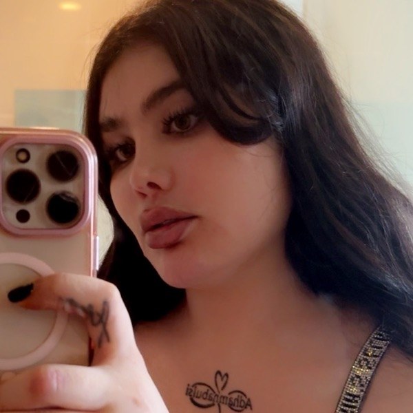@angiekhouryme