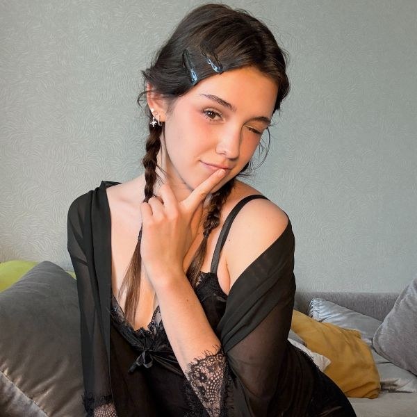 @eva_averymay