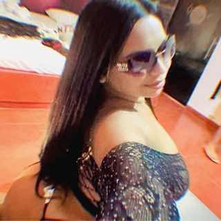 @larosaliaroys