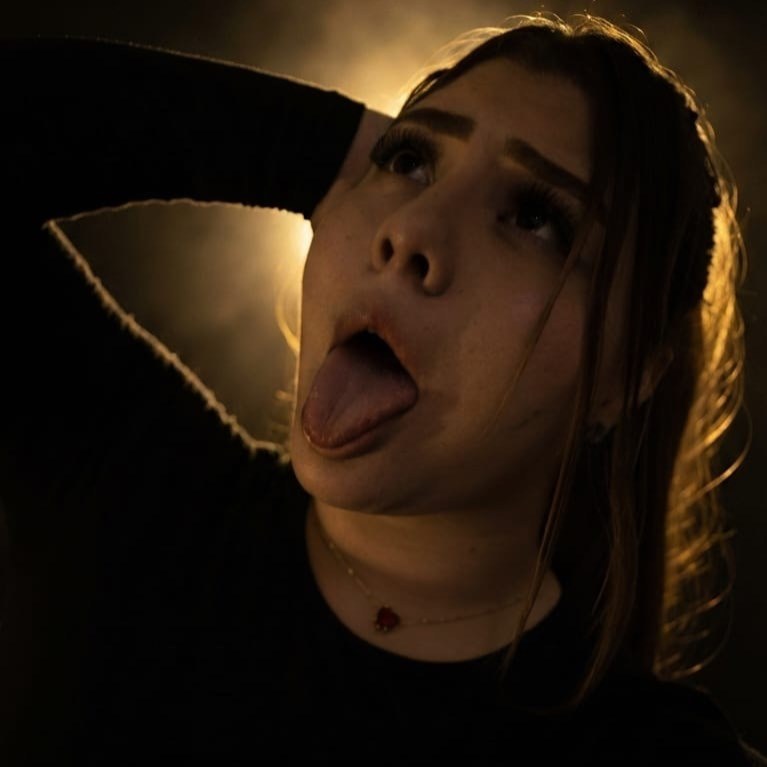 @laylacum