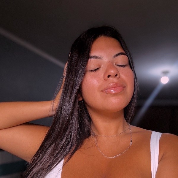 @missmiaa00