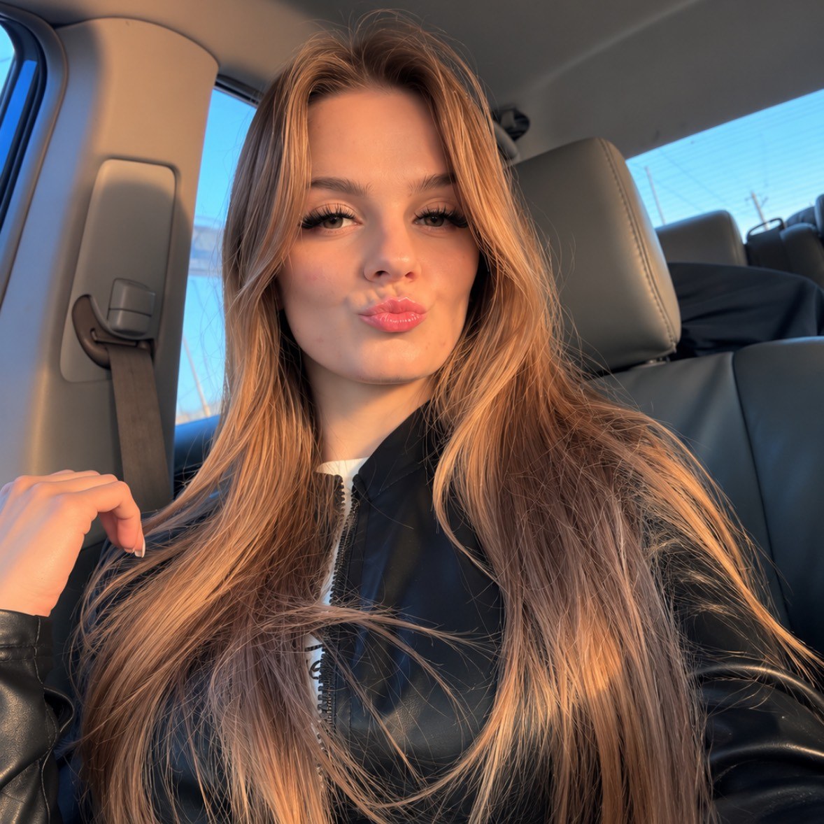 @nikki2k