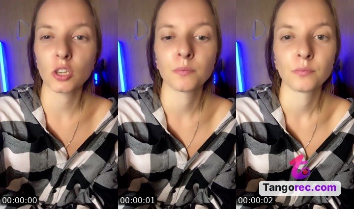 @yogigirl Tango LIVE